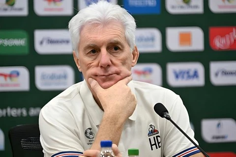 منافس مصر في كأس الأمم.. مدرب جنوب أفريقيا يعلن عدم خوض وديات قبل البطولة